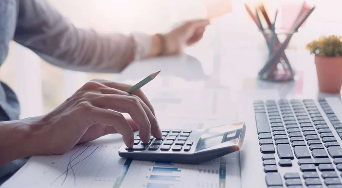 Frais professionnels vs avantages en nature : les différences